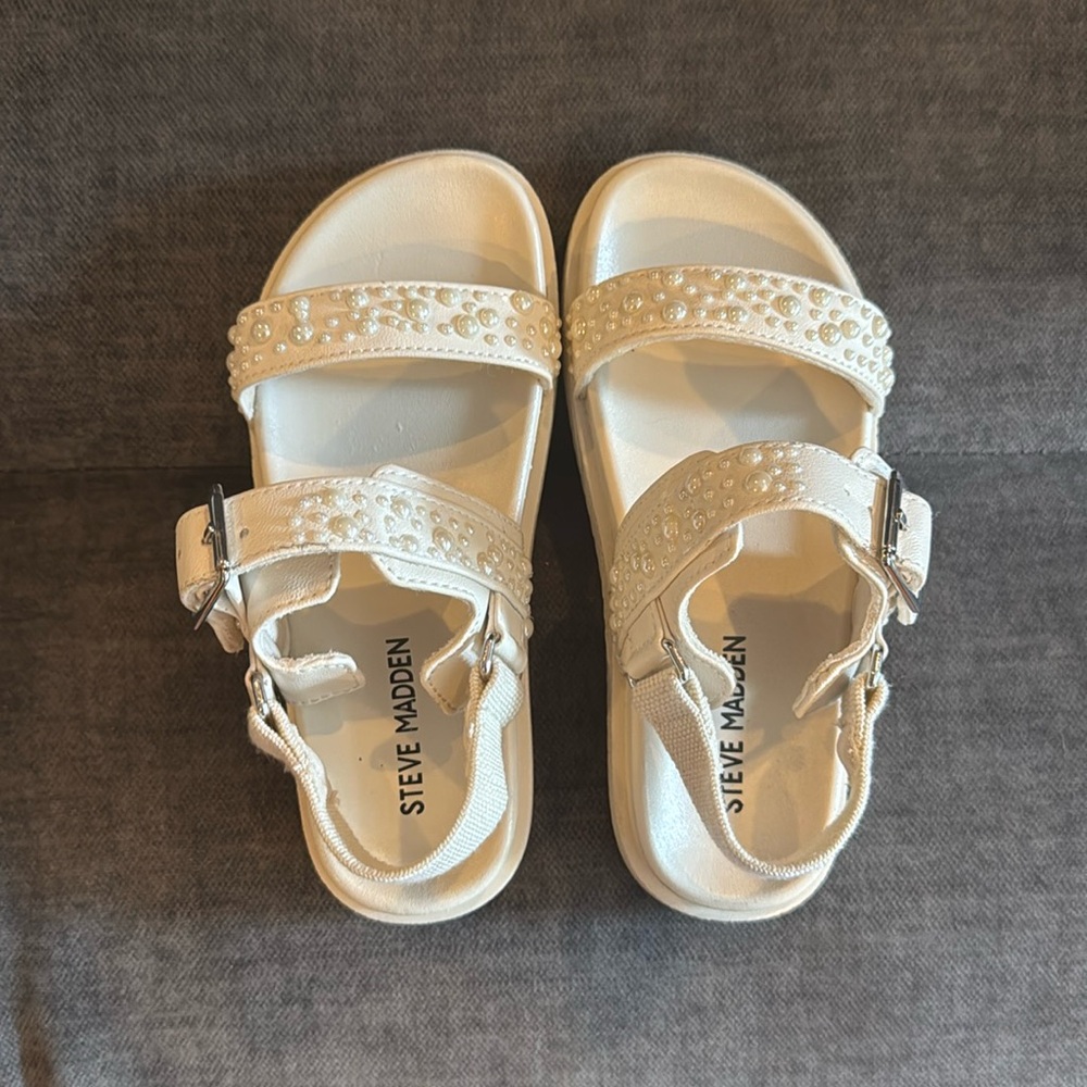 Steve Madden pearl sandals